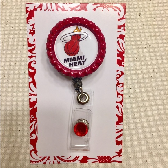 🎁BOGO FREE SALE🎁 Miami Heat Badge Holder - Picture 2 of 2